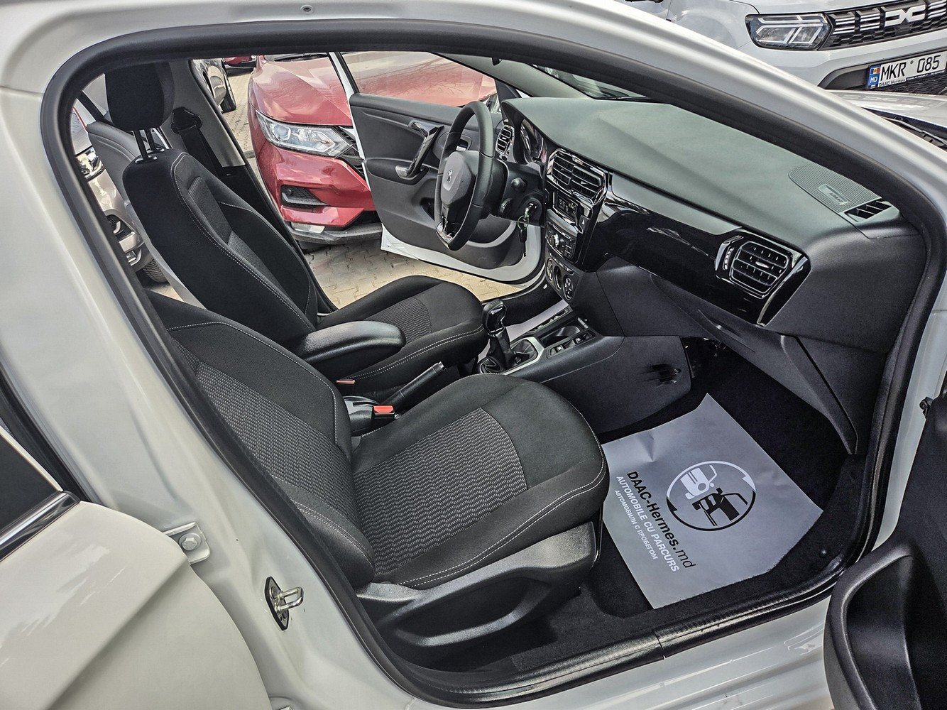 PEUGEOT 301
