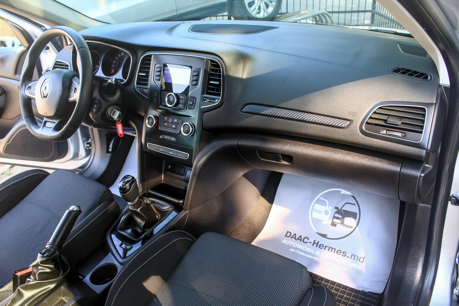 RENAULT Megane